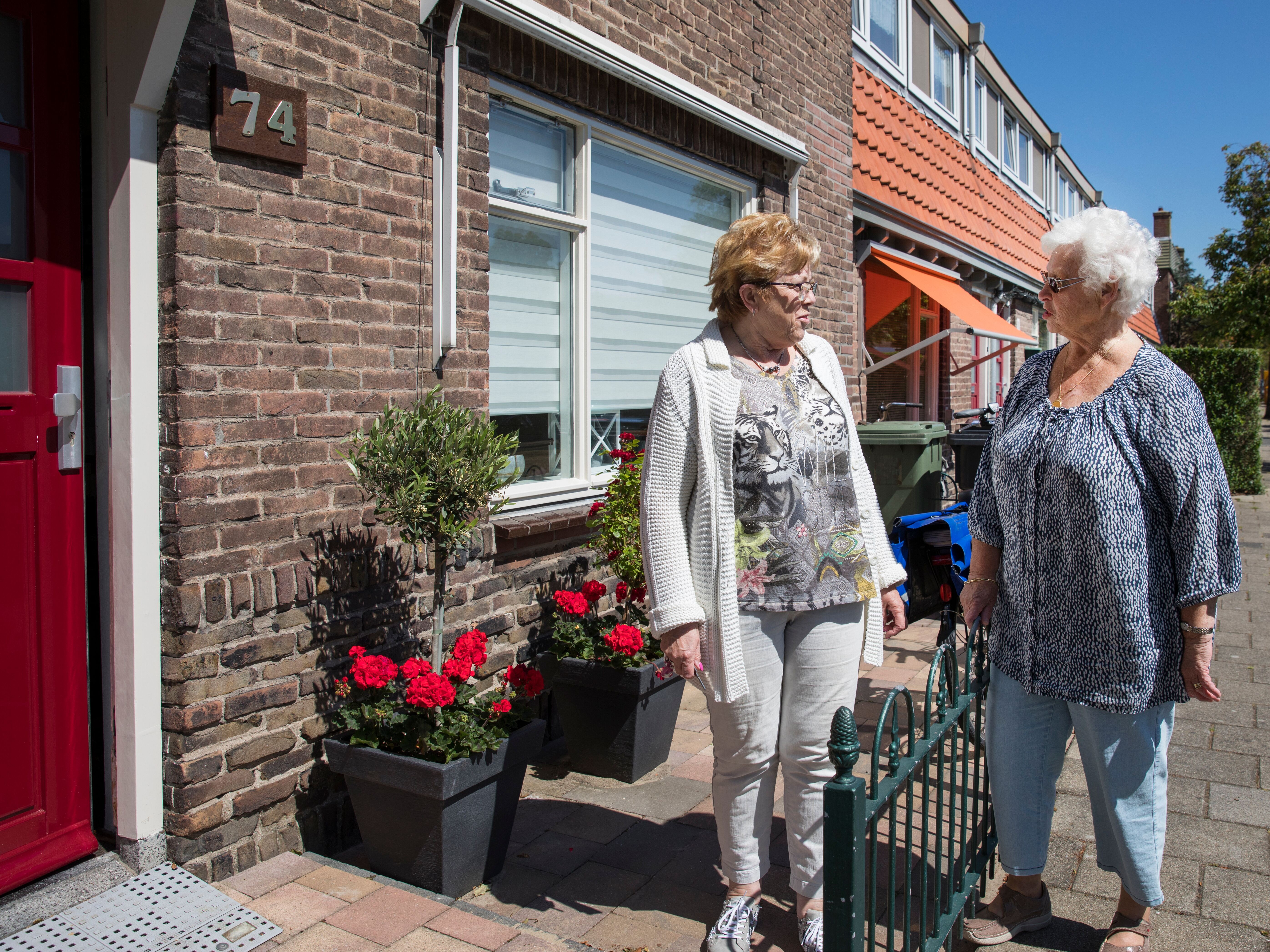 Help for seniors with moving