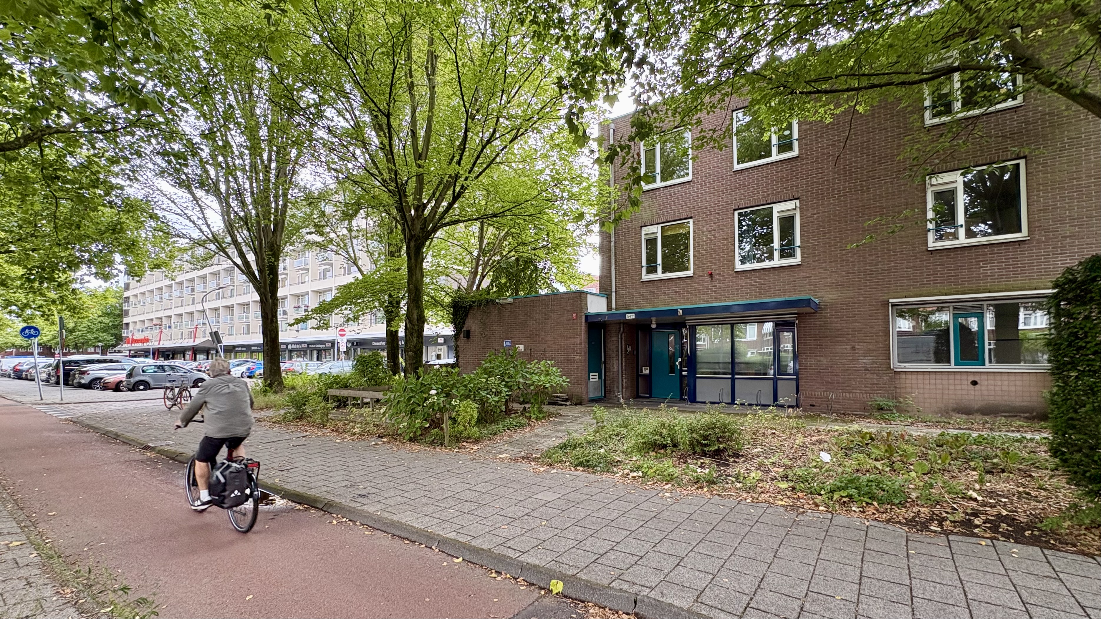 Neighborhood Center in Delftwijk