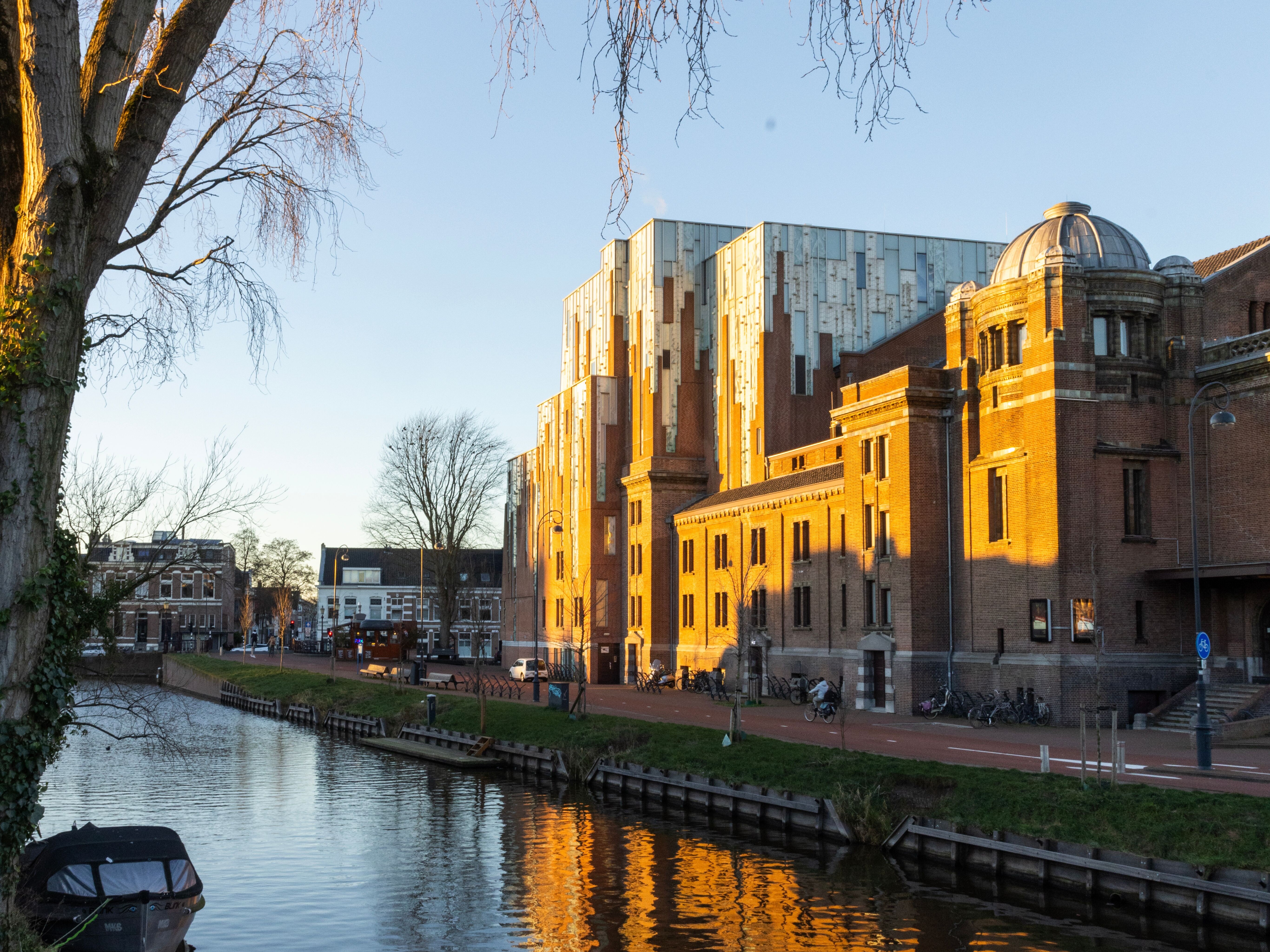 Towards a new cultural policy