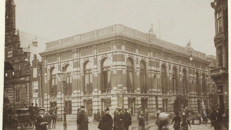 De Verweyhal in 1903.