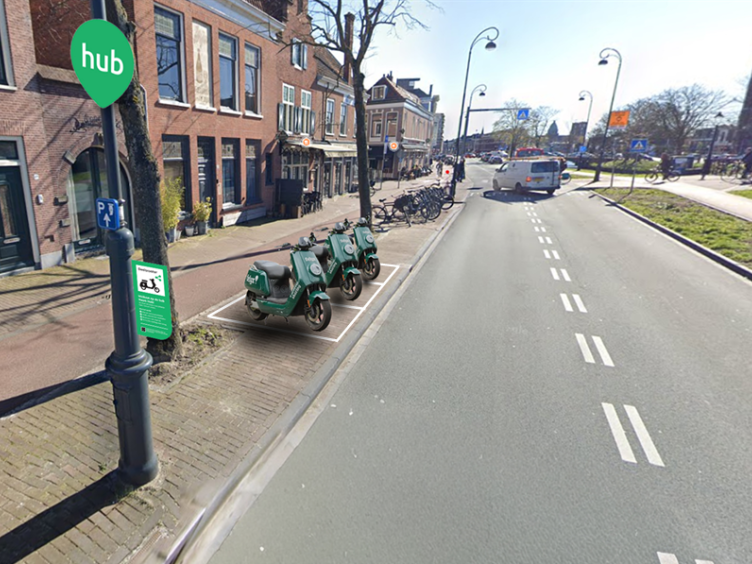 Impressie van de parkeerhub voor deelscooters.