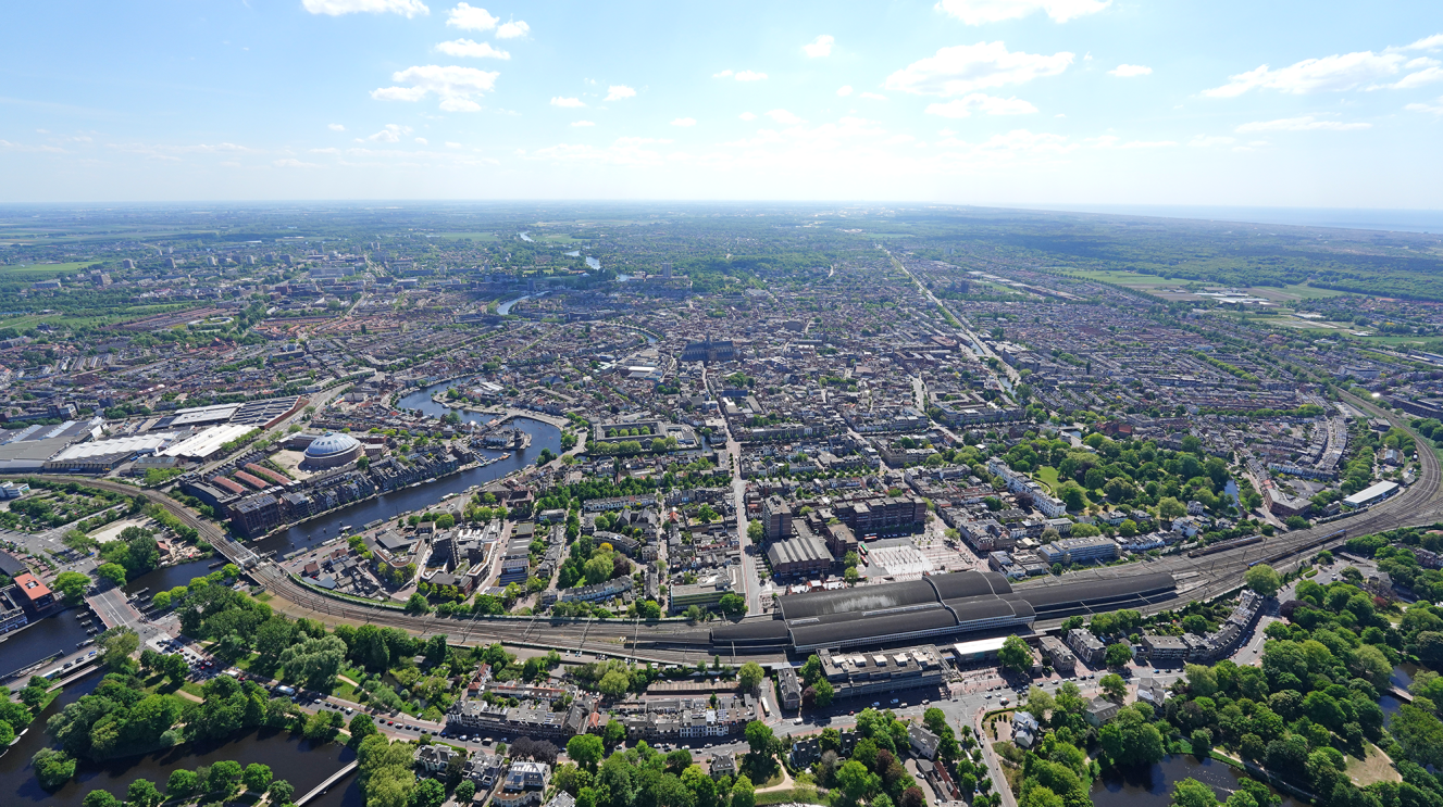 Luchtfoto van het centrum van Haarlem
