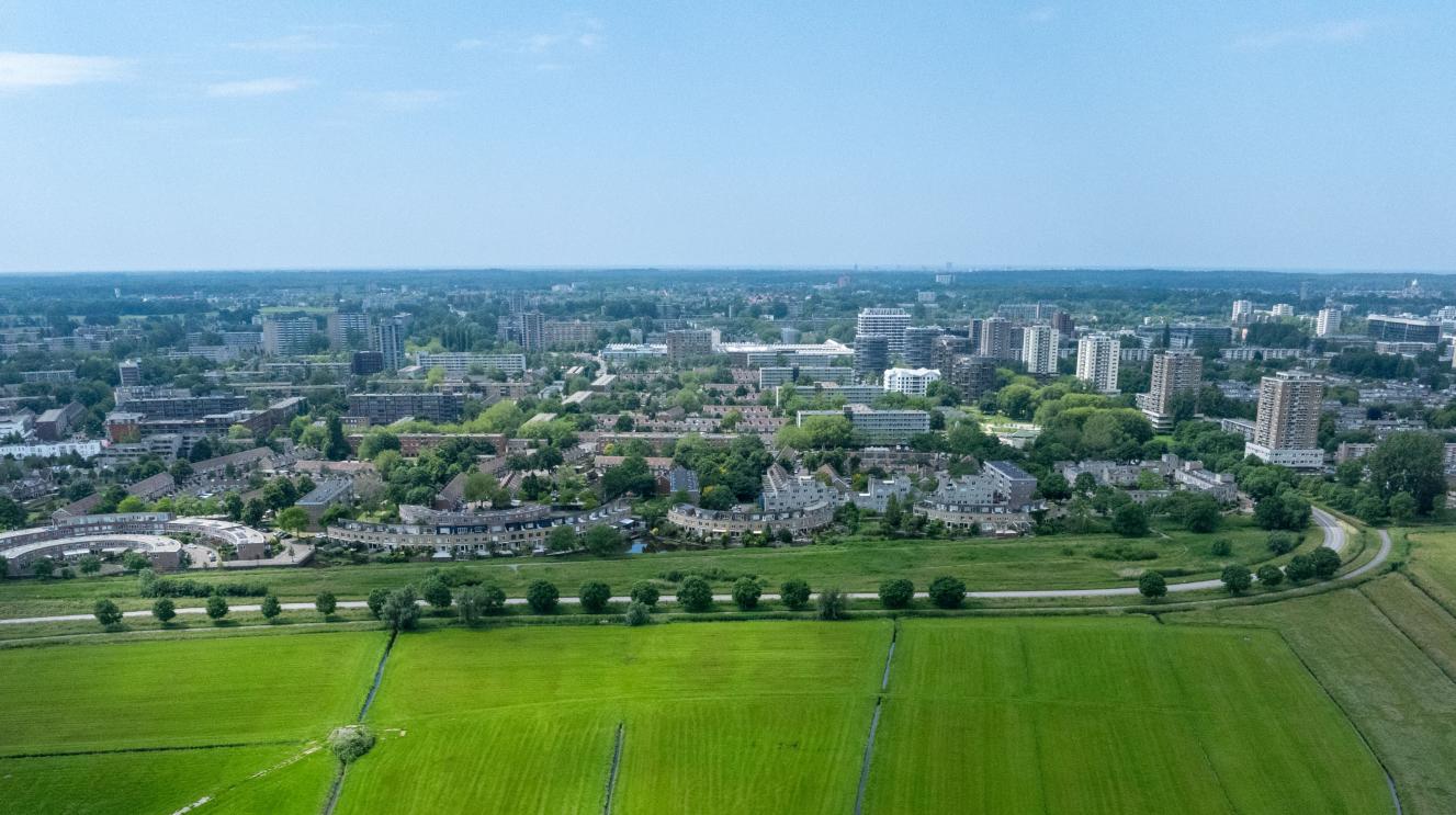 Luchtfoto van Meerwijk