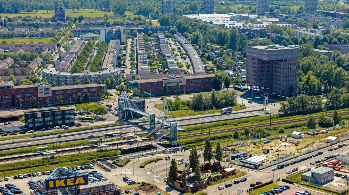 Luchtfoto van het gebied rond station Spaarnwoude