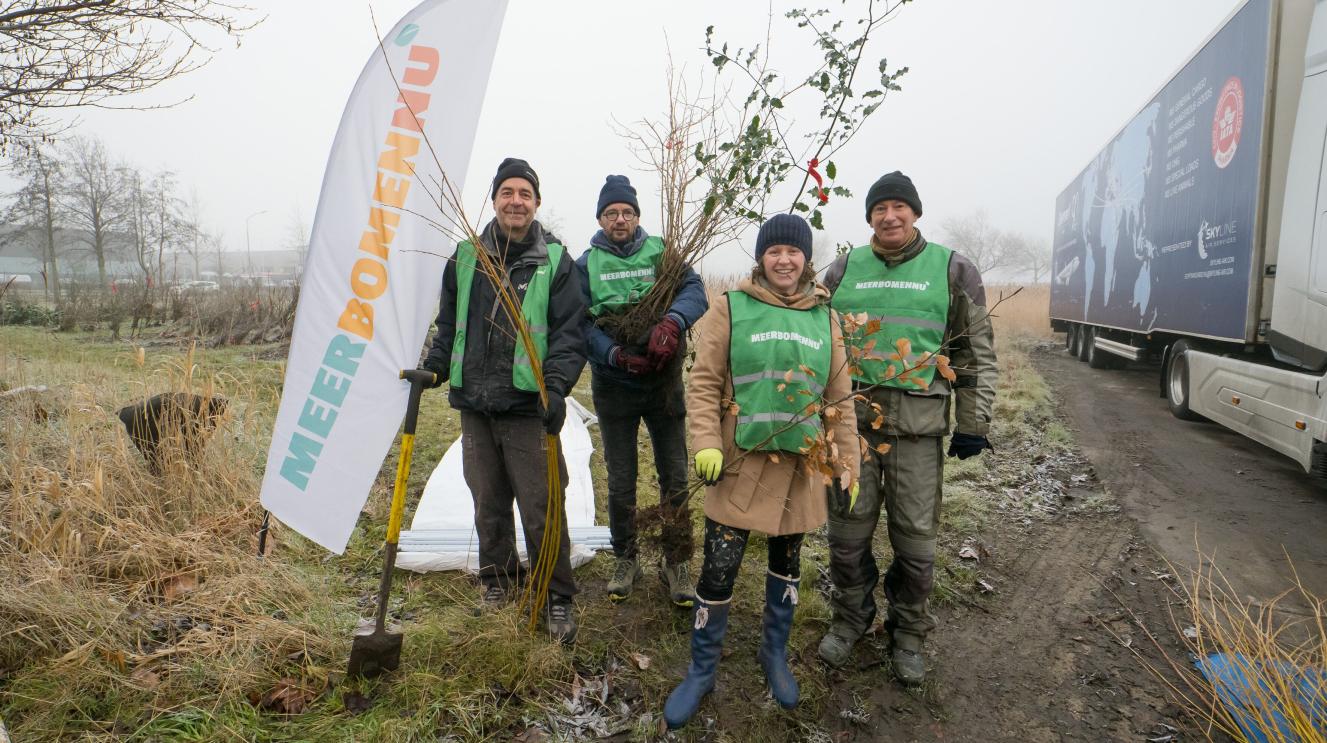 Vrijwilligers van Meer Bomen NU.
