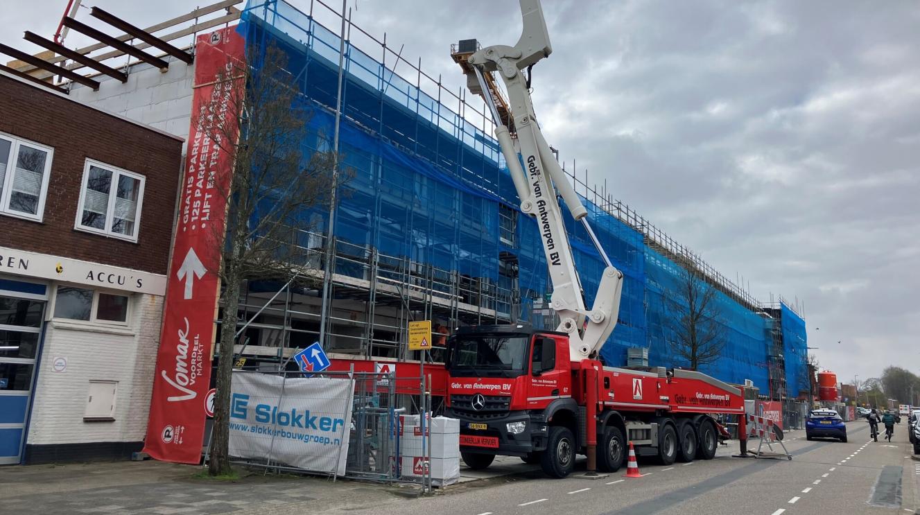 Stephensonstraat 38-46 tijdens de bouwwerkzaamheden.