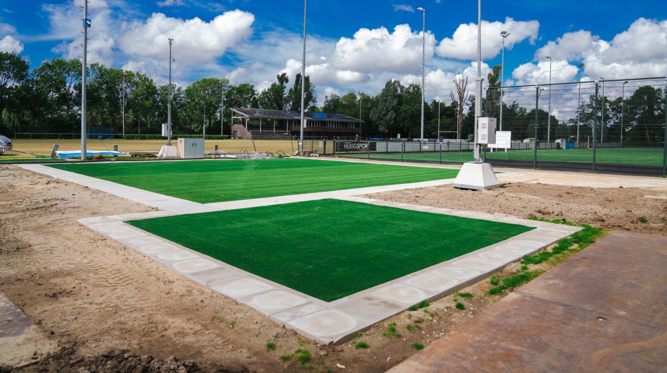 2 kunstgrasvelden op een sportcomplex in Haarlem Noord