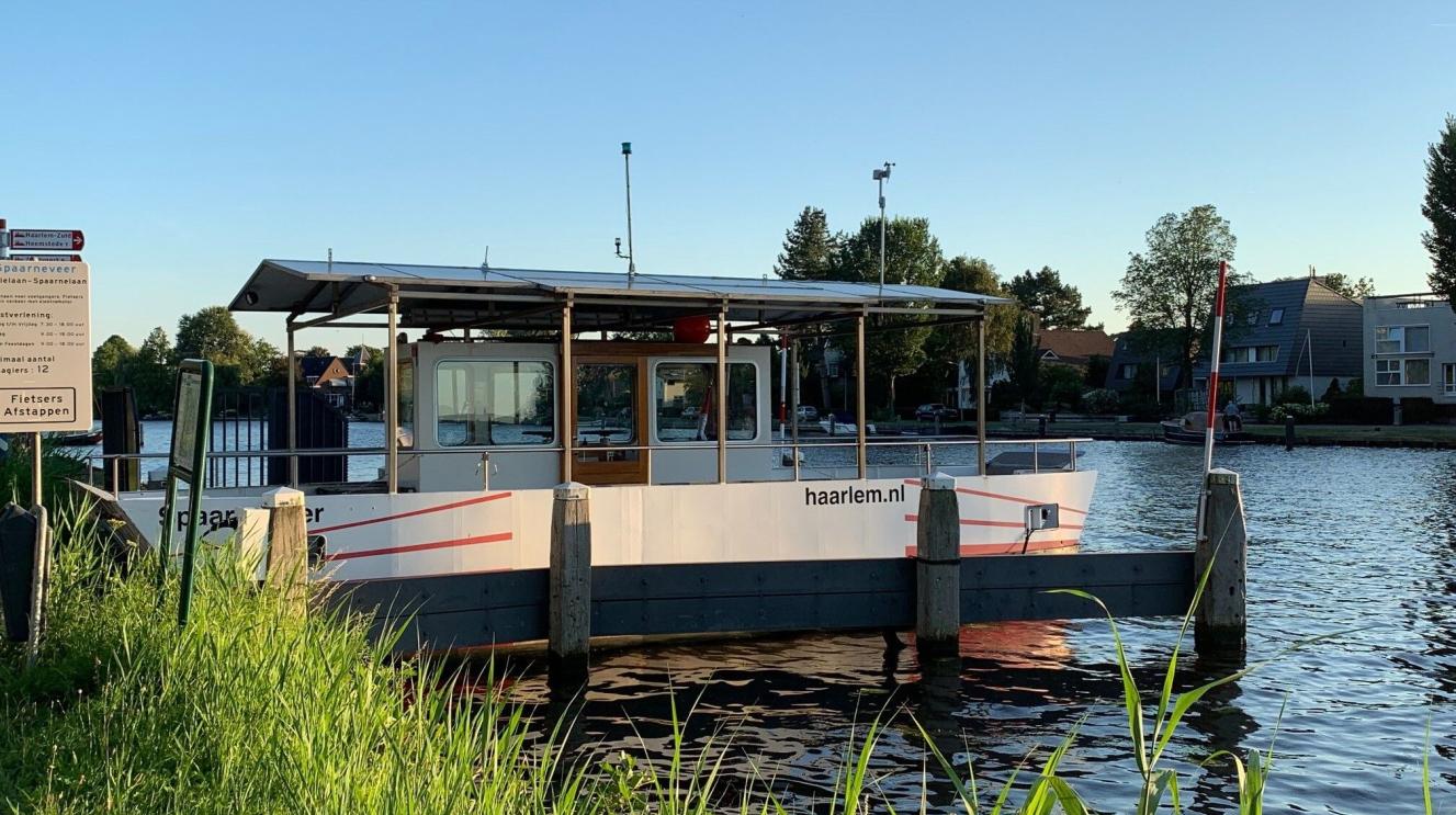 Spaarneveer aan de zijde van Schalkwijk
