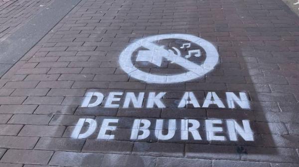 Denk aan de buren als je feest viert