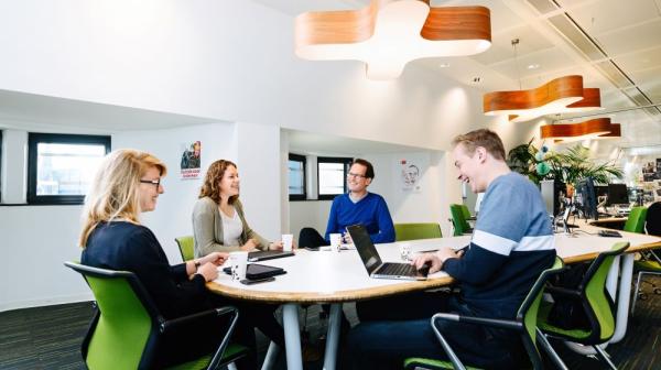 Afdeling Maatschappelijke Ondersteuning aan tafel