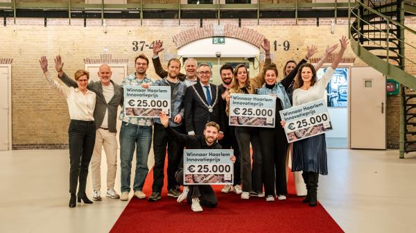 Blije winnaars van de Haarlem Innovatieprijs 2024